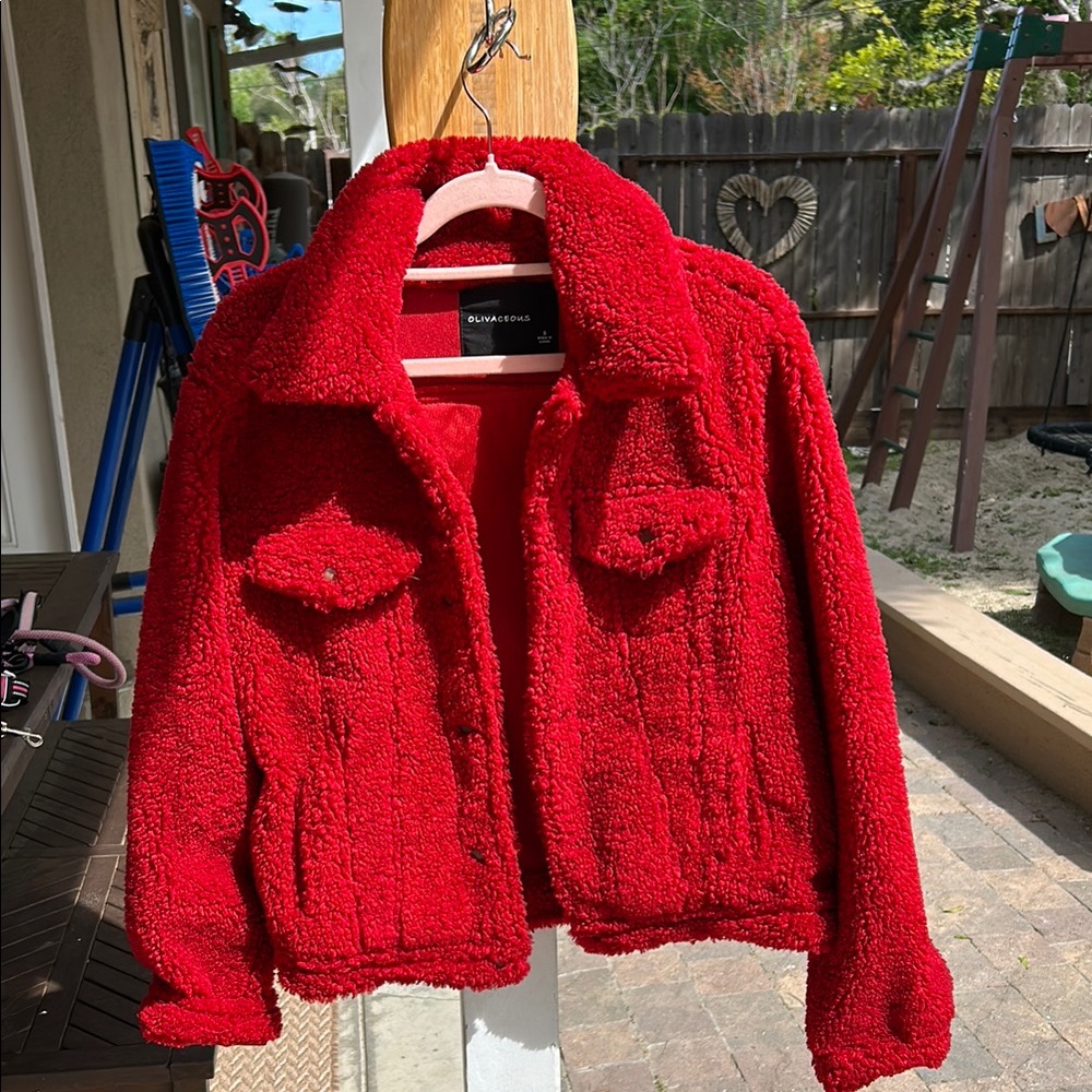 OLIVACEOUS NWOT Red Faux Fur Jacket. Super Soft, Snap Closure , Pockets. Size S